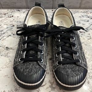 Women’s Keen Elsa Shoes Size 9.5 EUC